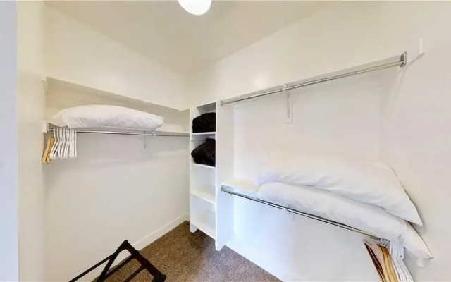 Entrada 420 - 3 Br townhouse by RedAwning