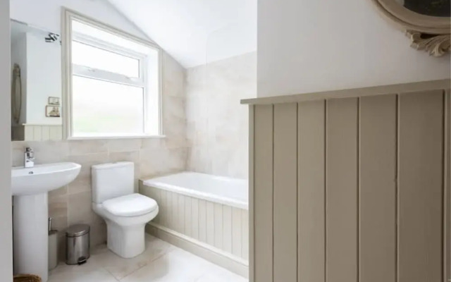 The Walton Gardens - Peaceful Central 2bdr With Garden