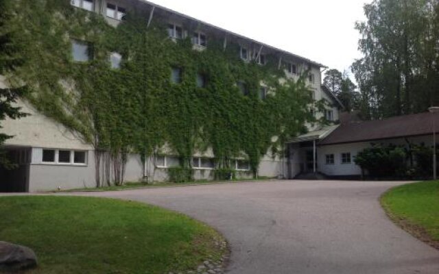 Hotell Solvalla in Espoo, Finland from 149$, photos, reviews - zenhotels.com hotel front