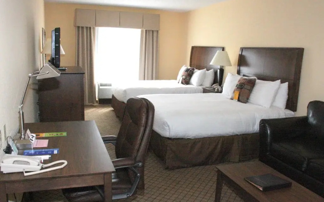 Delta Hotels by Marriott Huntington Mall