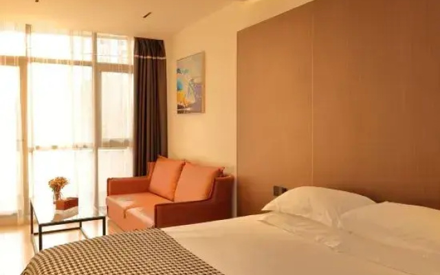 Bay Valley Garden Hotel (Huzhou Golden Century Plaza Store)