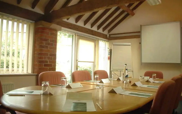 Whitwell Hotel & Conference Centre
