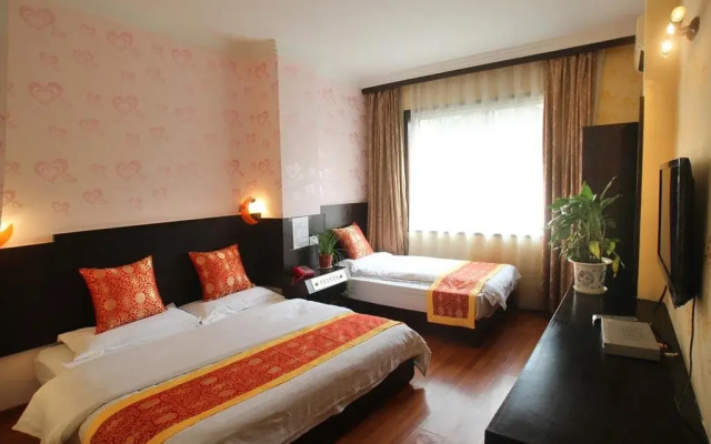 Yangshuo Moonlight Holiday Inn