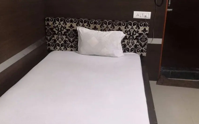 Spot On 44183 Hotel Rajasthan Fort
