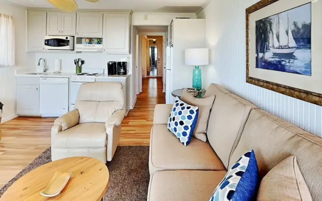 Beach Racquet A221 by Tybee Vacation Rentals