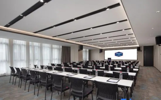 Hampton by Hilton Langfang