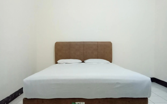 Hotel Transit 1 Makassar RedPartner