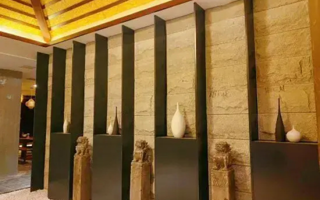 Fuyang Huaiwang Bieyuan Homestay (Raozhou Ancient Town Branch)