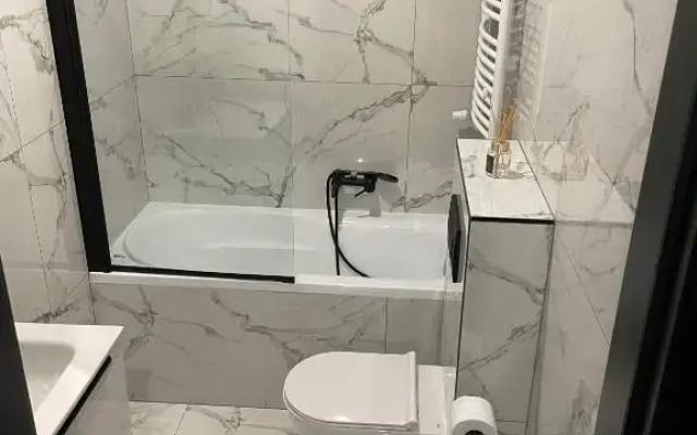 Przytulny apartament na Klonowej 24-hour check-in Zameldowanie całodobowe