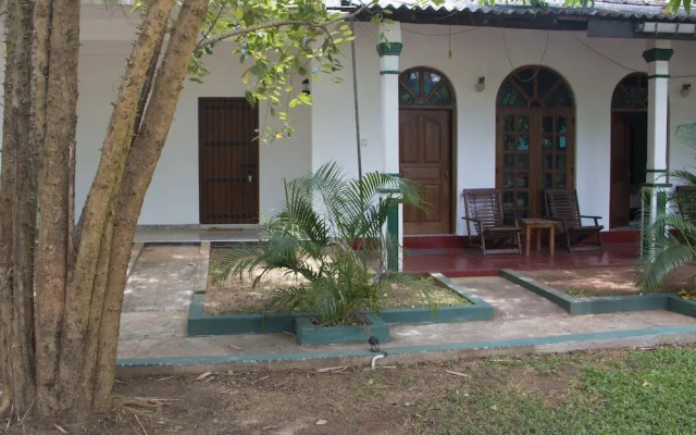 Thuruliya Guest House