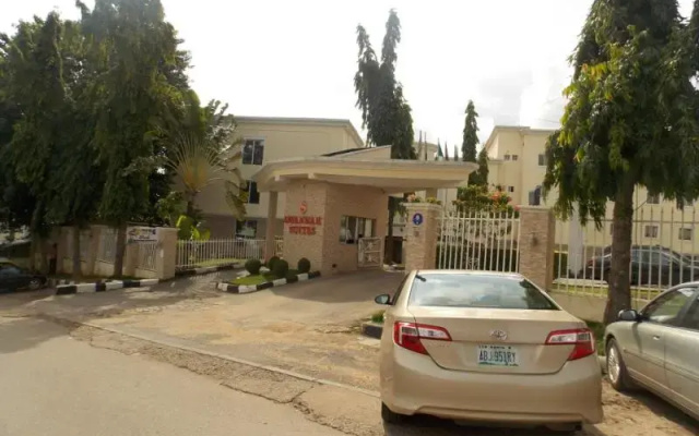 Savannah Suites