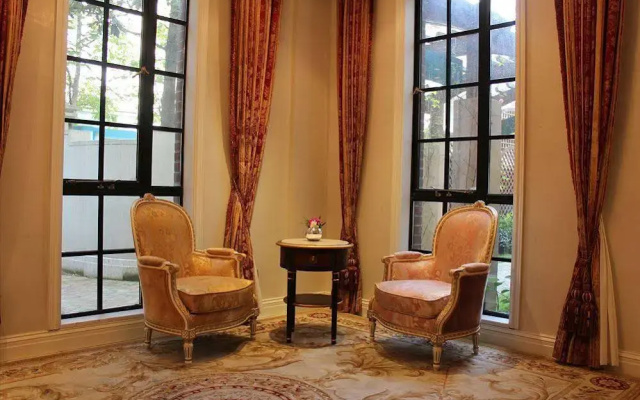 Shanghai Imperial Palace Club