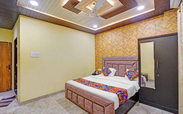 Fabhotel Vishal Residency