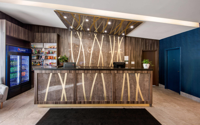 Quality Inn & Conference Centre