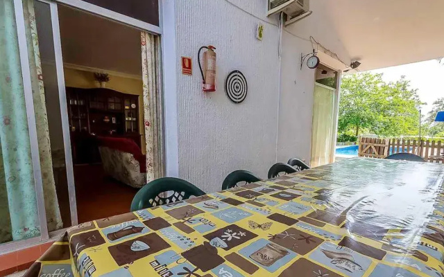 House With 5 Bedrooms in Valdecaballeros, With Wonderful Mountain View