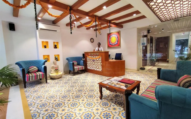 The Angel Hotel And Suites
