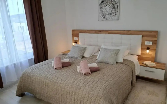 Elegant Villa Ilma With Pool