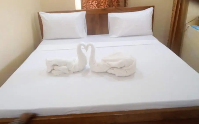 Venice Hotel and Apartment