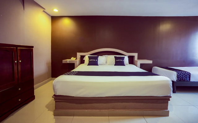 Capital O Hotel Diro, Monterrey