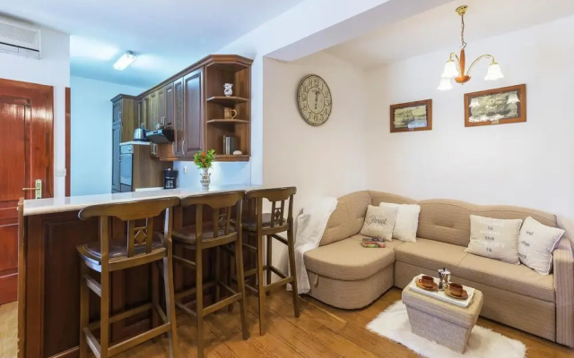 Awesome Home in Pula With Wifi and 2 Bedrooms
