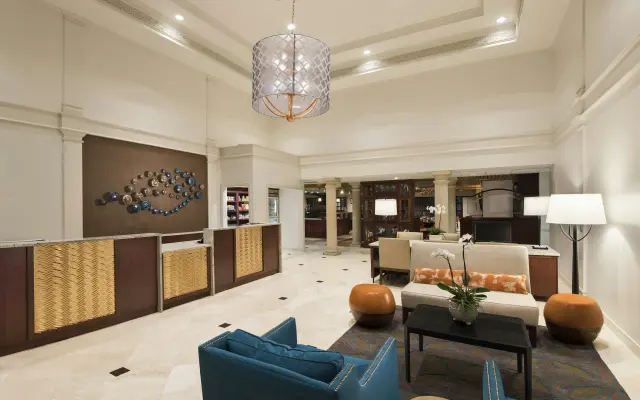 DoubleTree Suites by Hilton Naples