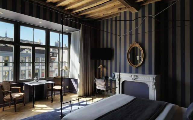 Hotel Harmony