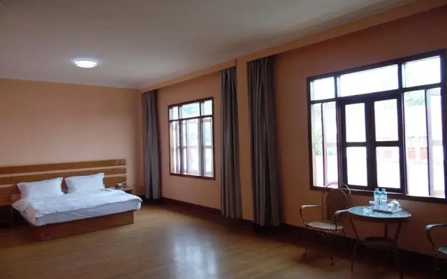 Singthong Hotel