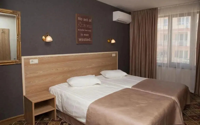 Hotel Motto