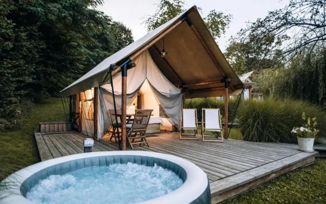 Chateau Ramšak, vineyard glamping resort