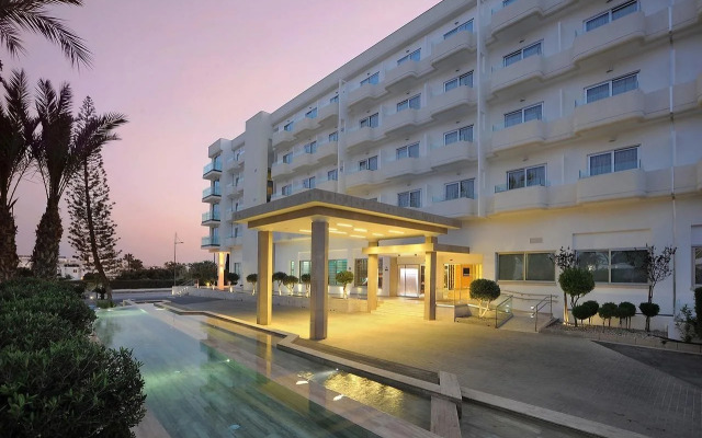 Nestor Hotel Айя-Напа вид на фасад