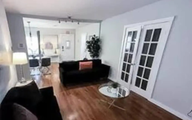 Ocean Breeze Bungalow 4BR 2BA W Pool