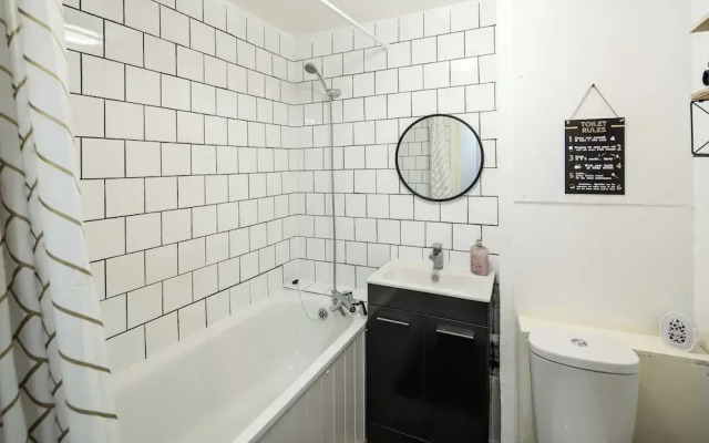 Charming London Apartment With Great Location