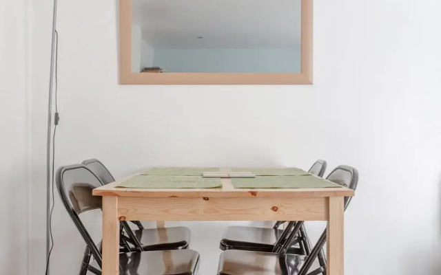 1 Bedroom Camden Apartment With Patio