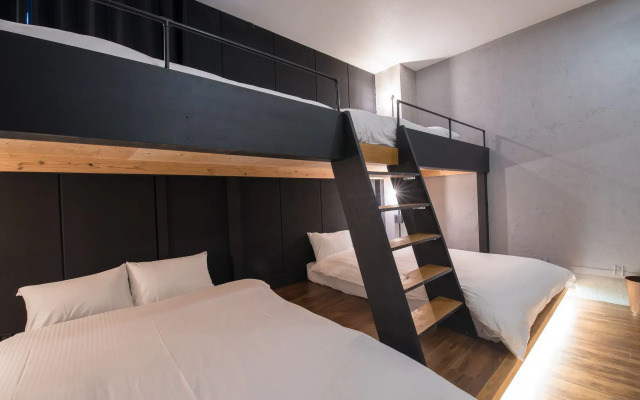 mizuka Imaizumi II-unmanned hotel-