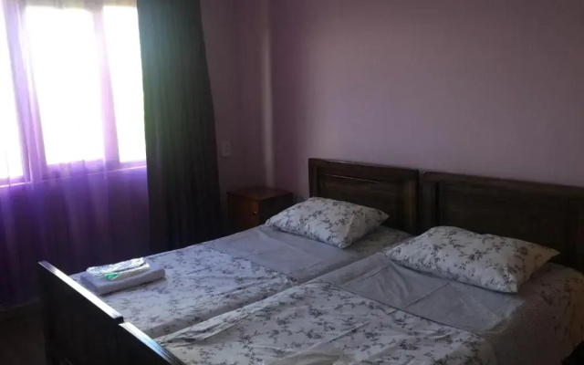 Gordi Guest House