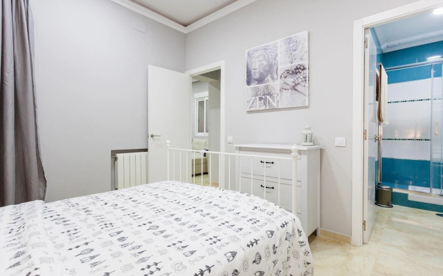 Charming Apt. Historic District - Sol