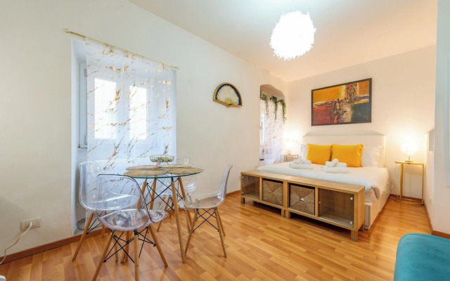 Shalimar House Navona by Ghor