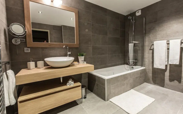 Whistler Lodge Apartment T5 B01-02