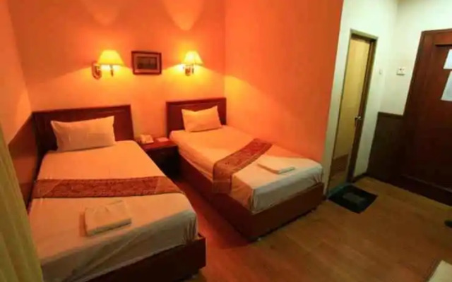 Hotel Grand Jamrud 2