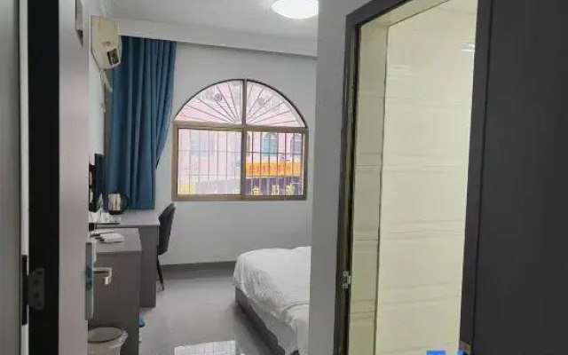 Ocean Hotel, Louxing District, Loudi City