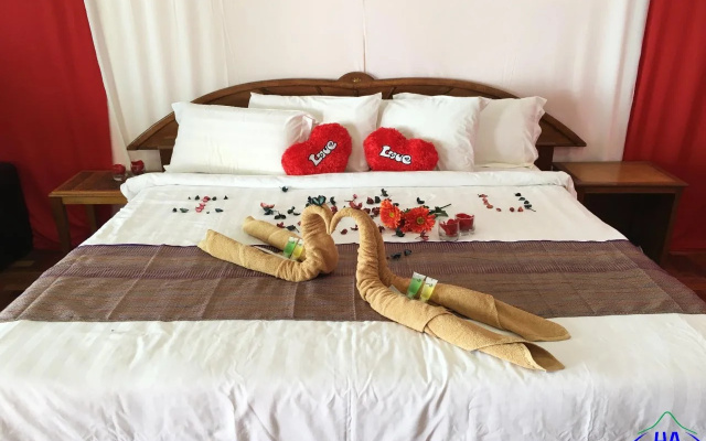 SHAZ Resort Pulau Tinggi