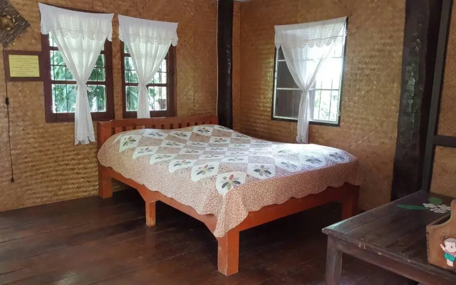 Chiang Dao Hut