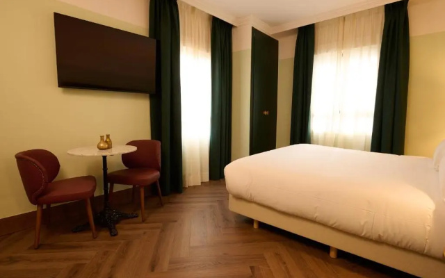 Honest Hotel Granada
