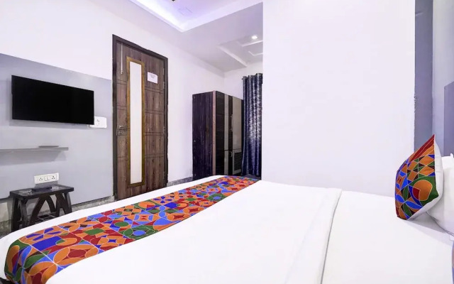 Fabhotel Season Grand
