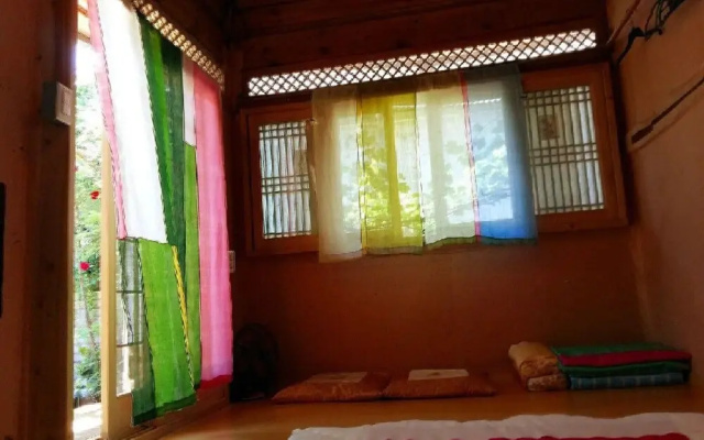 Jeonju Dalbityang Guest House
