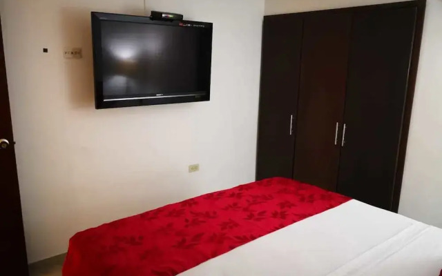 Hotel Ucla Center