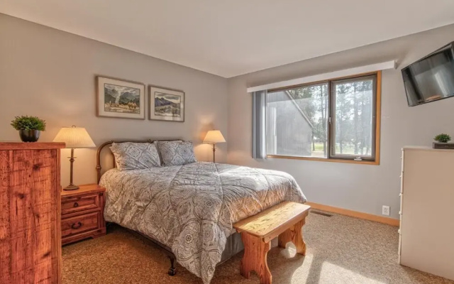 Meadow House 71