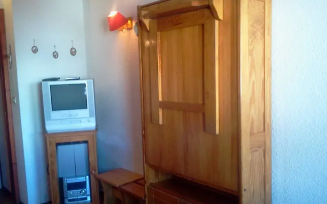 Lou Services Apartment CC128 LSI 001