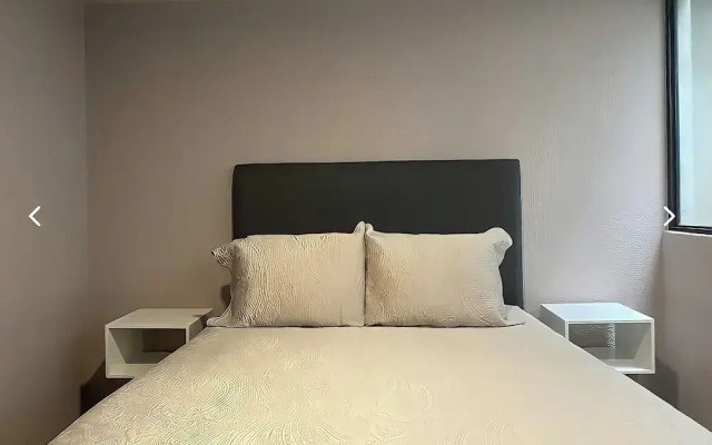 Roma Stay - 2br, Parking -wifi- Sleeps 6 Guests