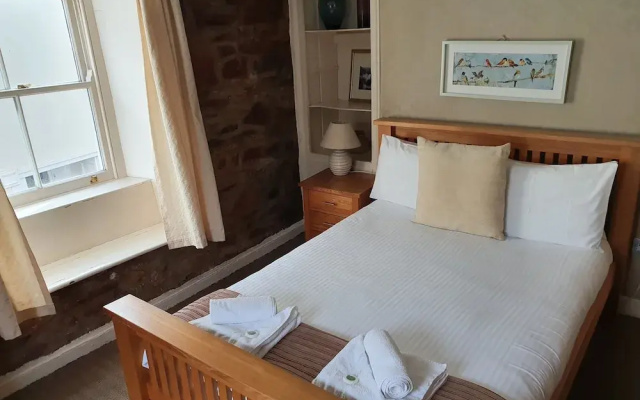 Halfway House Inn